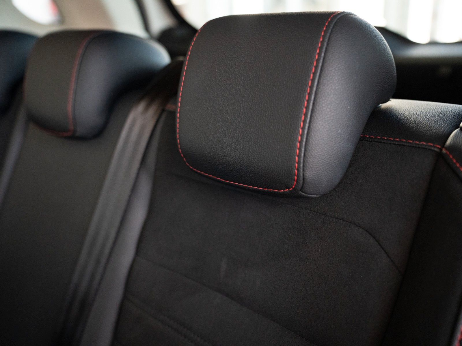 Fahrzeugabbildung Ford EcoSport ST-Line Automatik, Winter-Paket