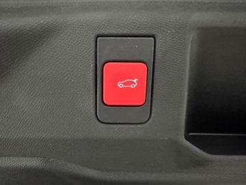 Peugeot 5008 Hybrid 145 GT Exclusive AHK7-Sitze360 Kam
