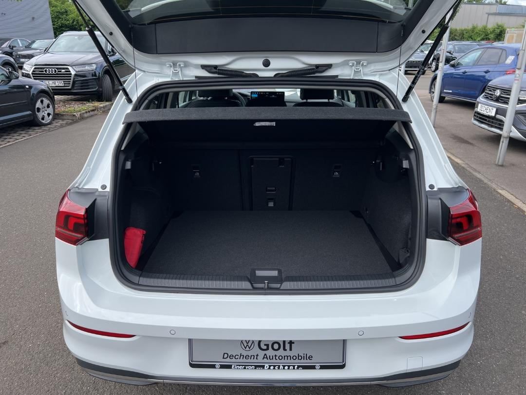 Fahrzeugabbildung Volkswagen Golf Life Energy,GJR,Climatronic,LM-Felgen ,App
