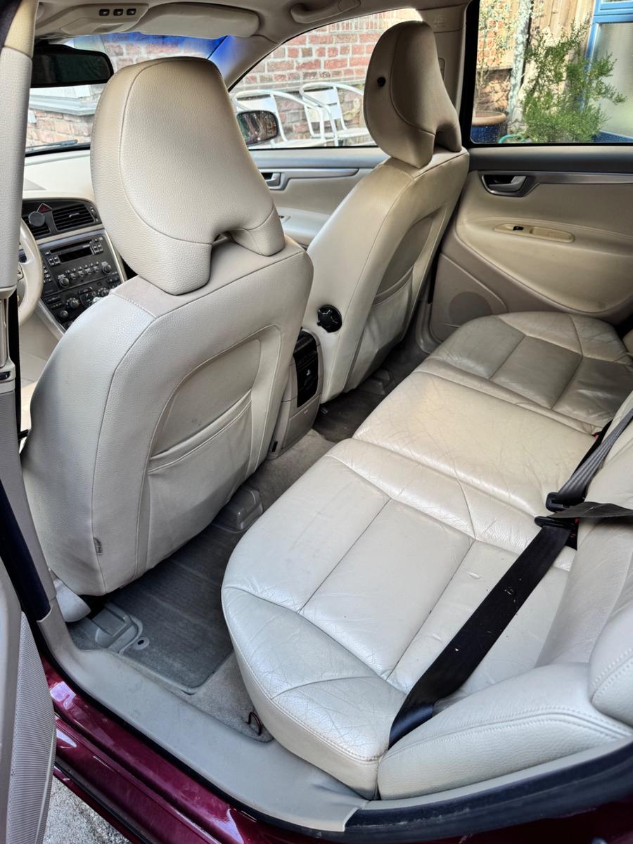 Volvo V70 2004 — photo 9