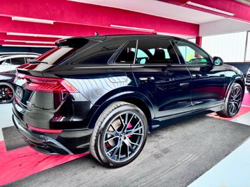 Audi Q8 - 6