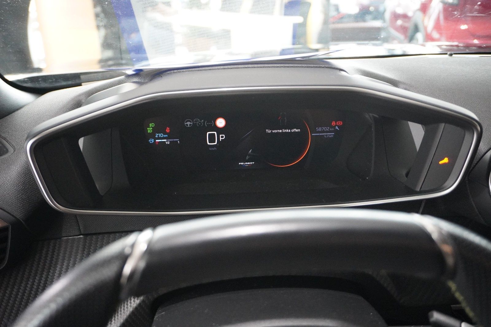 Fahrzeugabbildung Peugeot 2008 1.2 HYBRID GT E-DSC NAVI/LED/KAMERA/SPORT