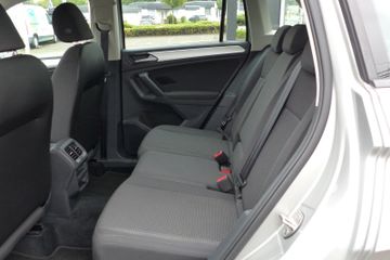 Volkswagen Tiguan - 11
