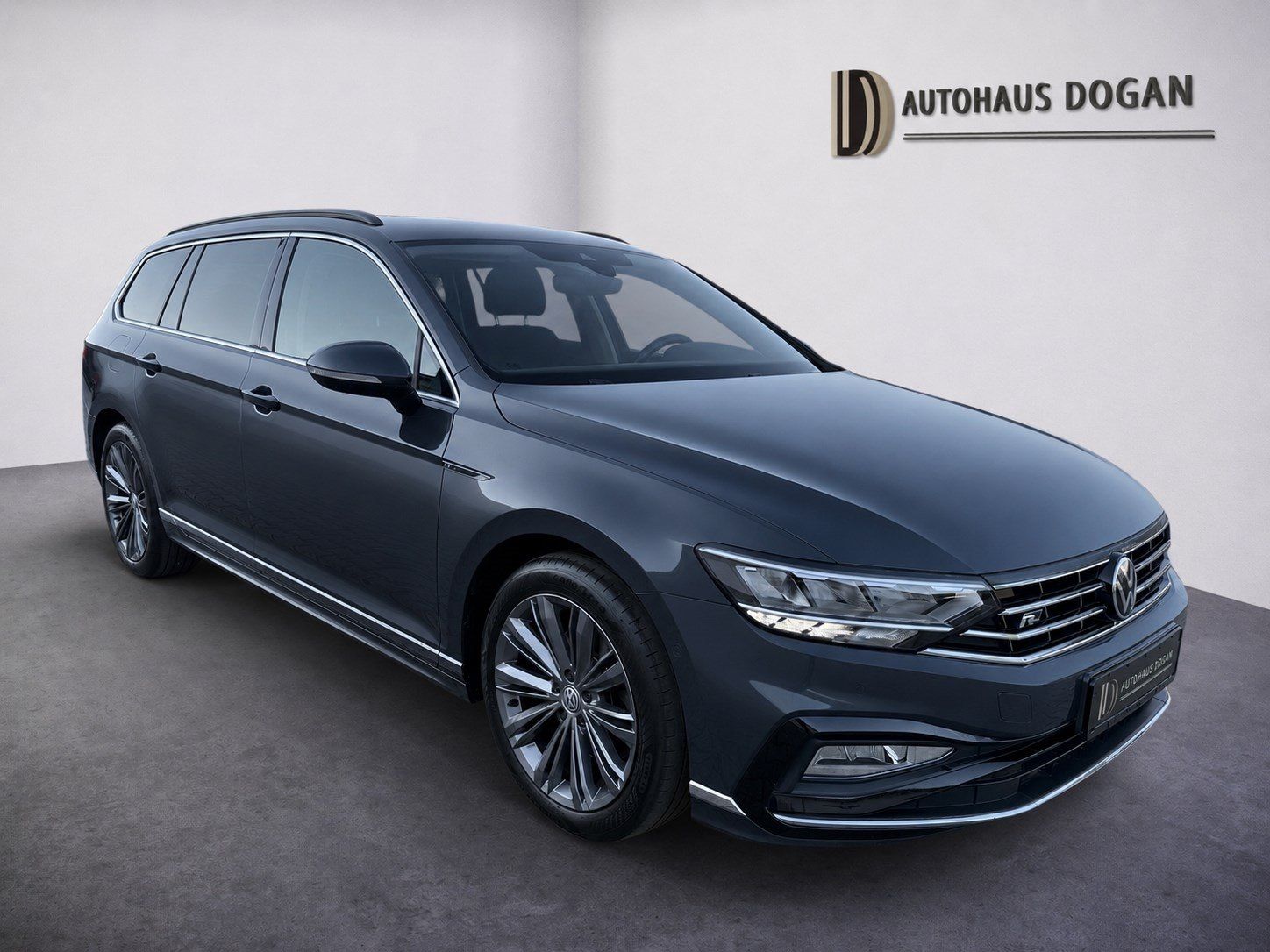 Volkswagen Passat Variant 2.0TDI DSG R-Line Kamera Nav Carp foto 4