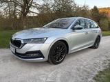 Skoda Octavia 2.0 TDI 110kW DSG STYLE COMBI STYLE