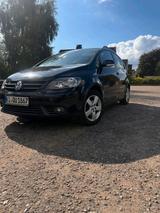 Volkswagen VW Golf Plus 1,6 Benzin bj 2008 TÜV NEU - Volkswagen Golf Plus in Kiel