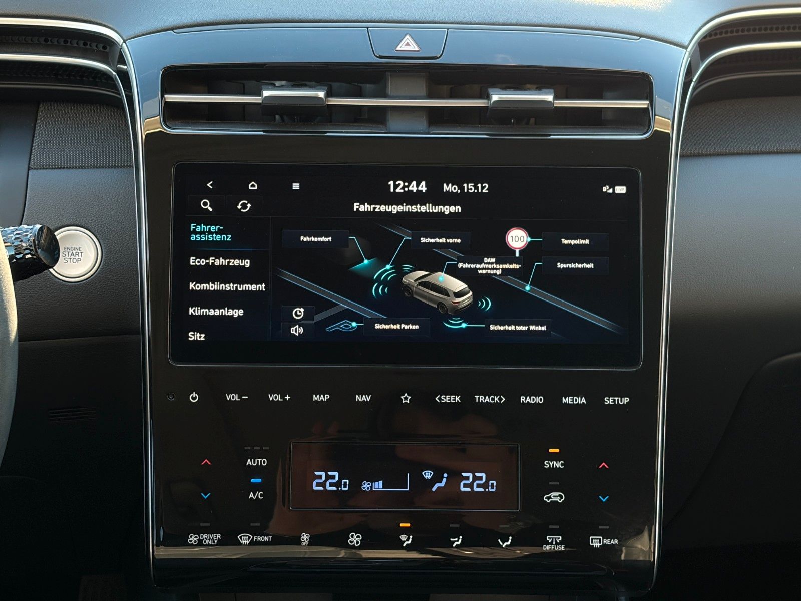 Fahrzeugabbildung Hyundai Tucson 1.6 GDI Prime PHEV 4WD Pano. ACC 360°