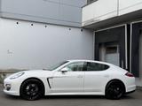 Porsche Panamera 4 S PDK Xenon Bi-Color Sport-ChronoPlus - Porsche Panamera 4s mit Benzin-Antrieb