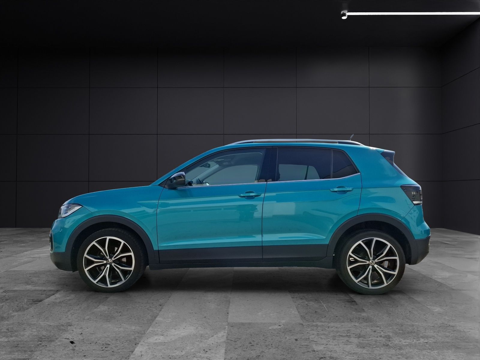 Fahrzeugabbildung Volkswagen T-Cross TSI Style DSG LED AHK Navi AID RFK SH 18