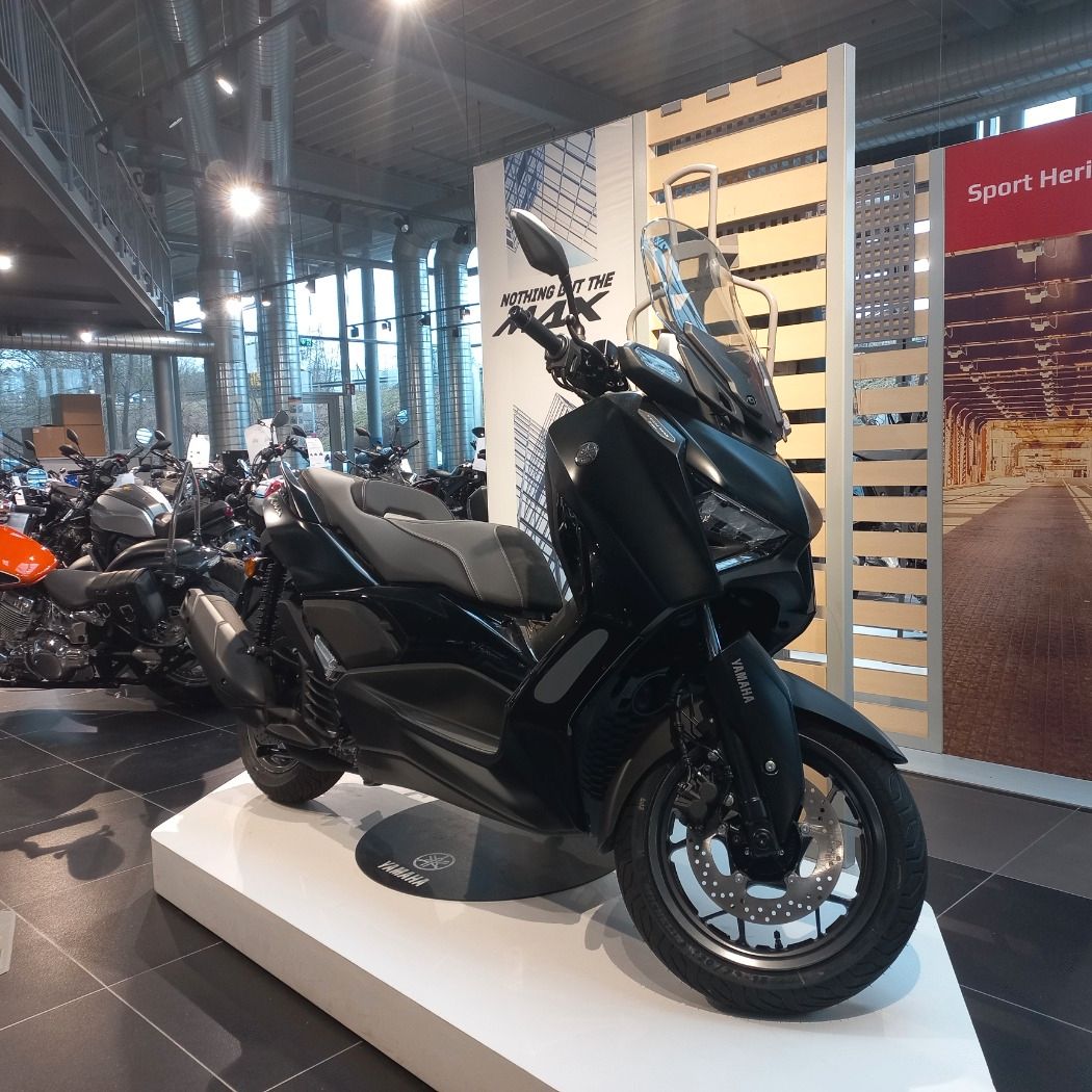 Fahrzeugabbildung Yamaha X-Max 125 Tech Max Modell 2023