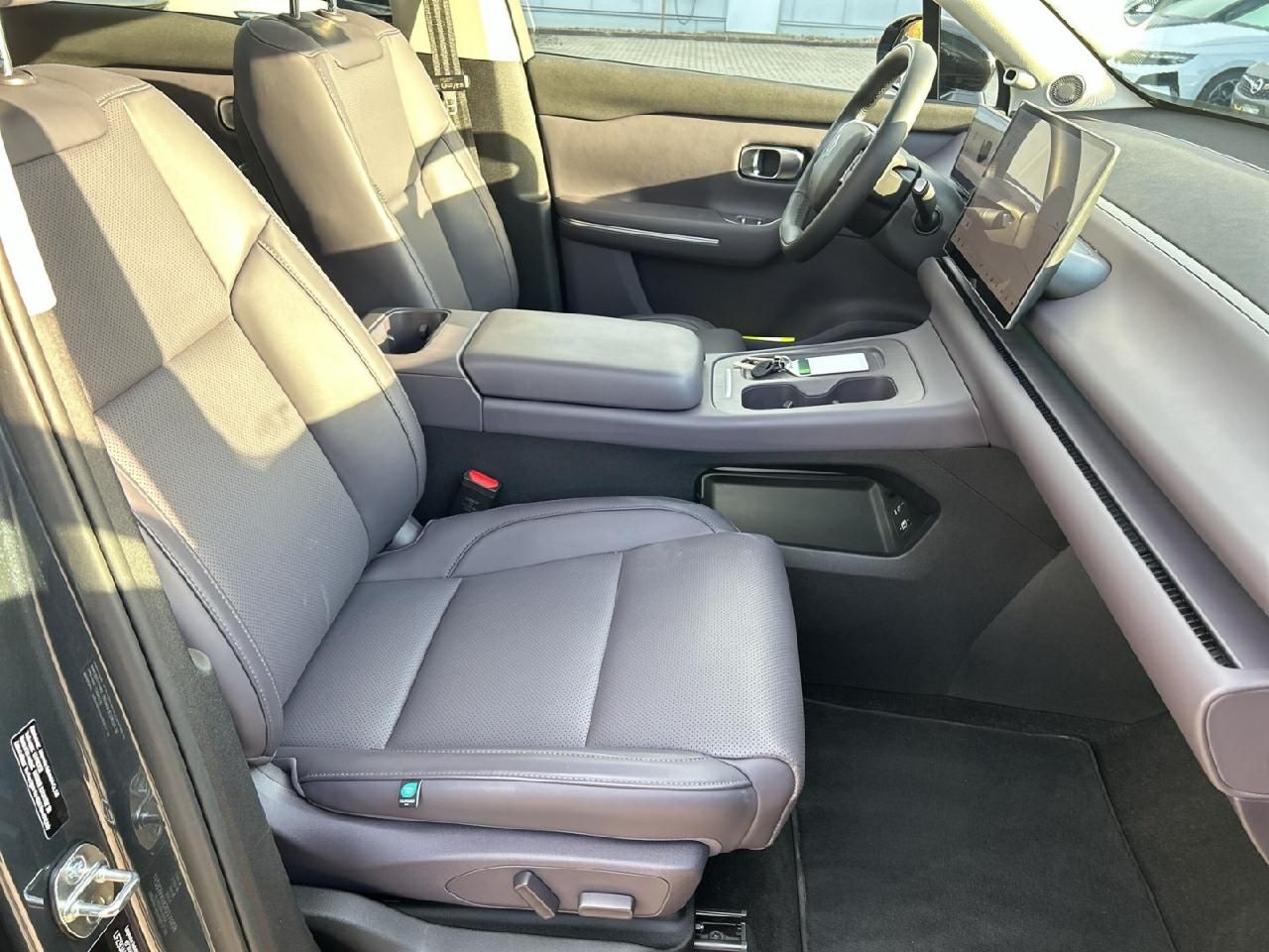 Fahrzeugabbildung Leapmotor C10 158 kW Hybrid EV Design