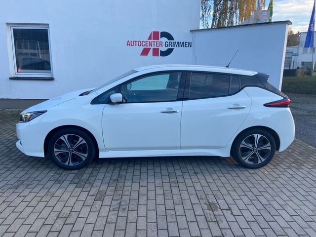 Fahrzeugabbildung Nissan LEAF N-CONNECTA Winterpaket