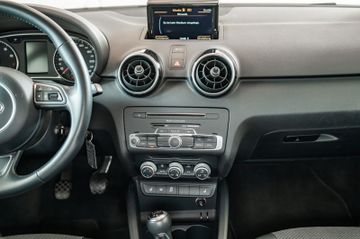 Fahrzeugabbildung Audi A1 Sportback Sport 1.0 TFSI