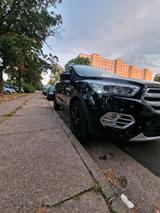 Ford Ein neues Auto marke ford in schwarz. - Ford Focus mit Benzin-Antrieb: Geländewagen