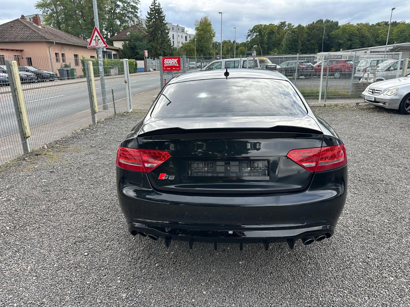 Audi S5 Coupé 4.2 FSI V8 354 ch BVA quattro / Magnetic Ride / Cuir / MMI Navigation Plus / Sièges chauffants