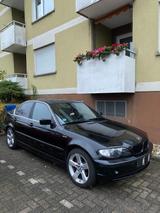BMW E46 318i - BMW 318 Limousine E46 318i mit Benzin-Antrieb