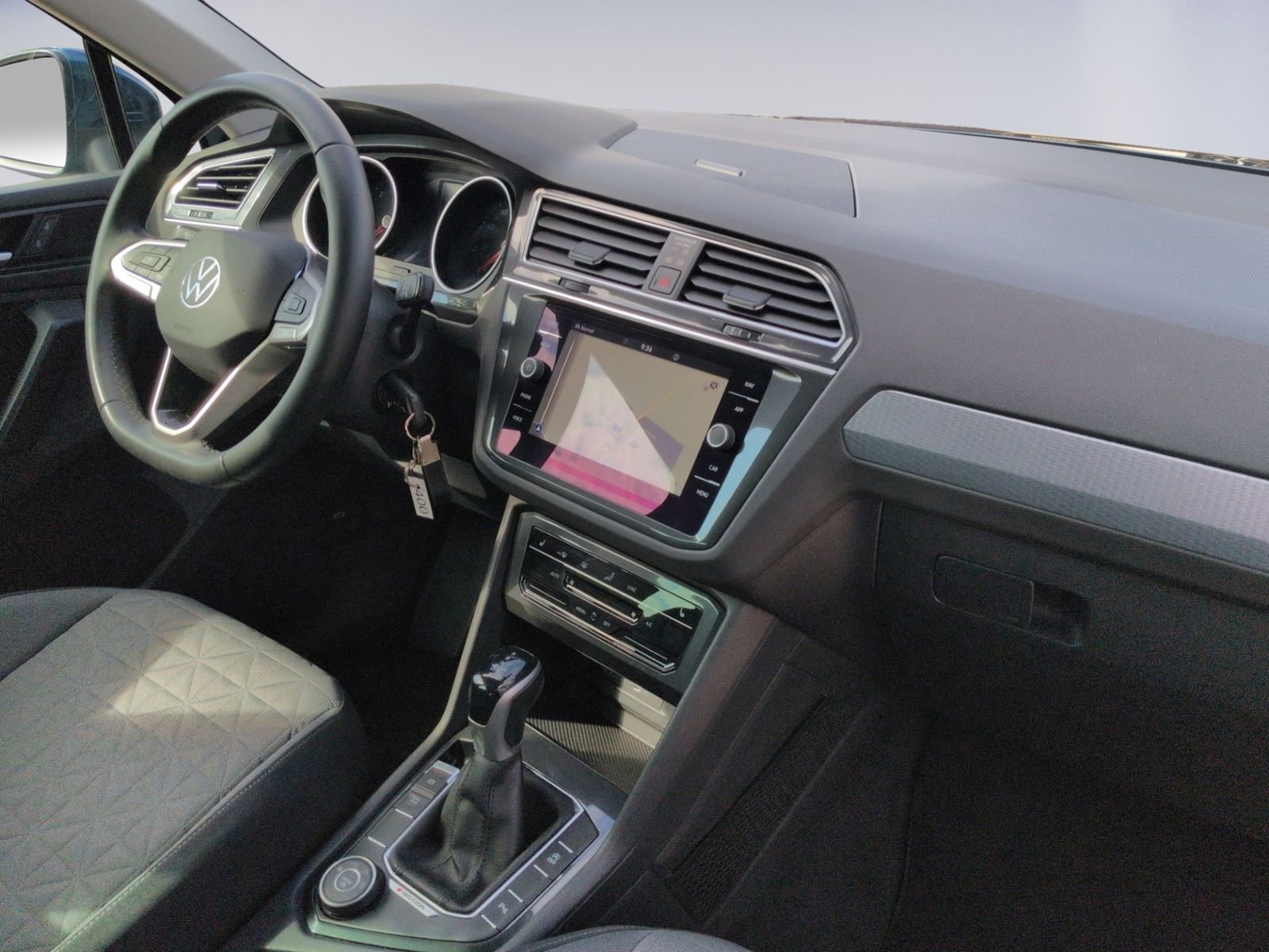 Tiguan 2.0 TDI 4M DSG Life NAVI+AHK+