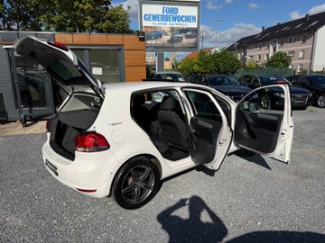 Volkswagen Golf - 12