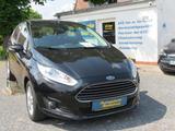 Ford Fiesta Titanium 2.Hd. Allwetter  SHZ.  FSH  PDC  - Ford Fiesta Gebrauchtwagen in Halle