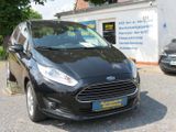 Ford Fiesta Titanium 2.Hd. Allwetter  SHZ.  FSH  PDC  - Ford Fiesta in Halle