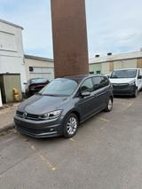 Volkswagen Touran 1.6 TDI SCR DSG Trendline Trendline - Volkswagen Touran Trendline mit Diesel-Antrieb