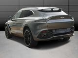 Aston Martin DBX 550 - Aston Martin DBX mit Panoramadach