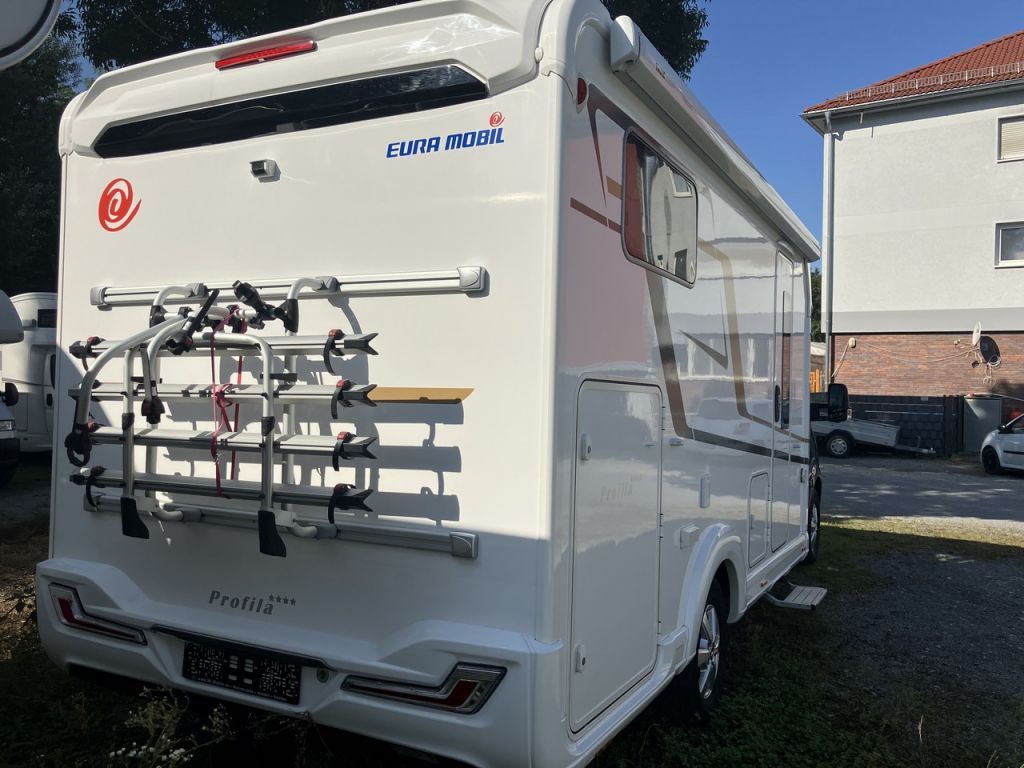 Fahrzeugabbildung Eura Mobil Profila T 696 EB YoungStar