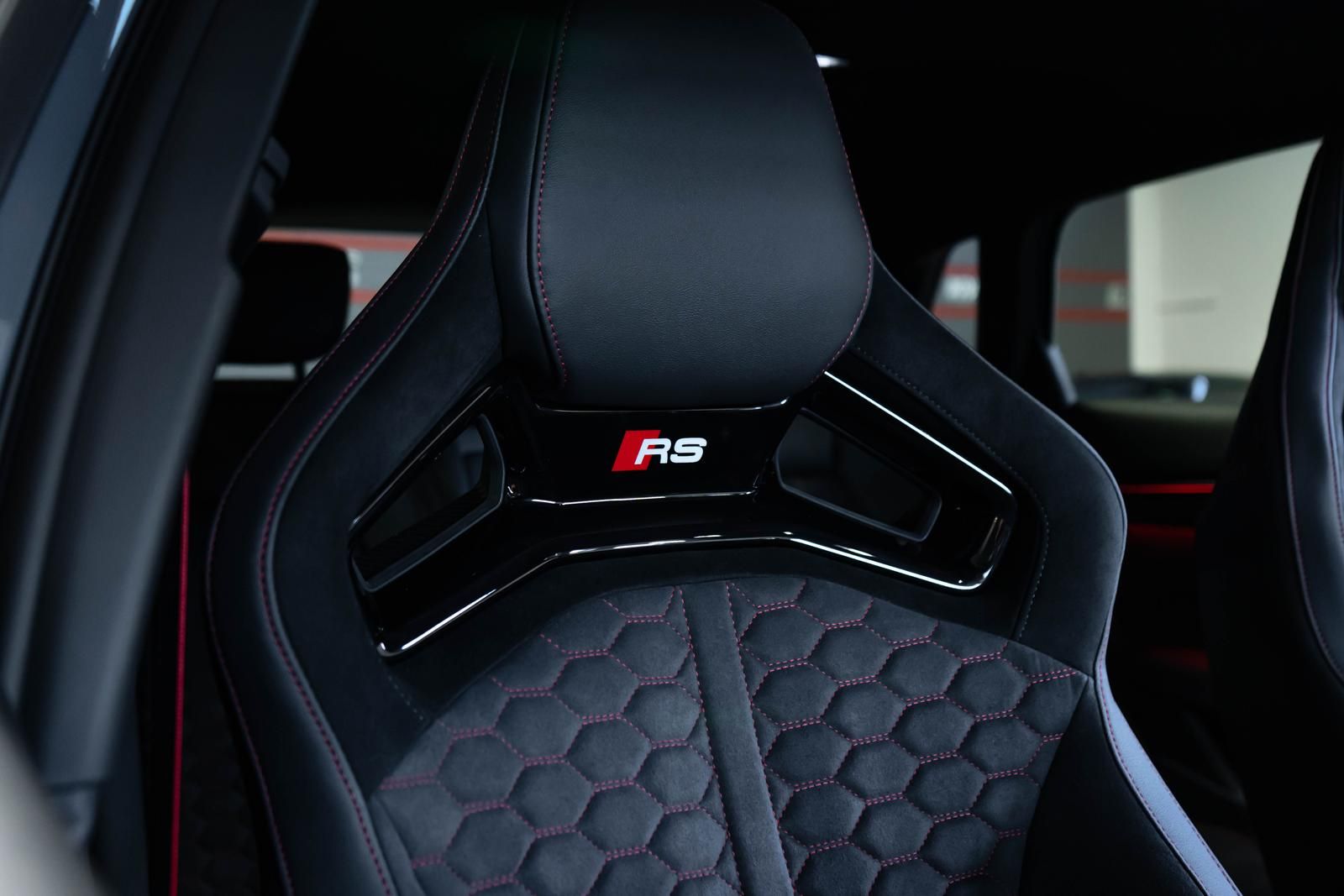 Audi RS3 2.5 TFSI quattro PANO SONOS KERAMIK RS-AGA foto 20