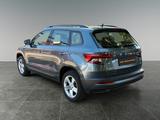 Skoda Karoq Ambition-PDC-AHK-Tempomat-1.Hand - Skoda Karoq in Solingen