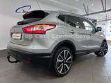 Nissan Qashqai 1.6 dCi Tekna 4x4*40TKM*Leder*LED*EURO6* - Nissan Qashqai mit Diesel-Antrieb: 1.6