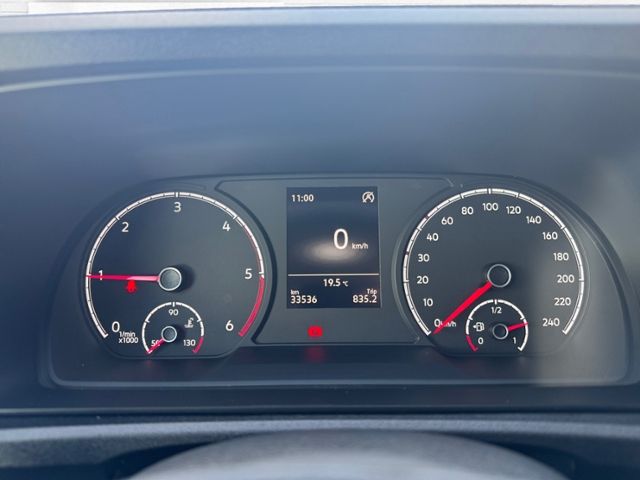 Fahrzeugabbildung Volkswagen Caddy Maxi Kombi 2.0 TDI 102 PS 6-Gang AHK DAB Z
