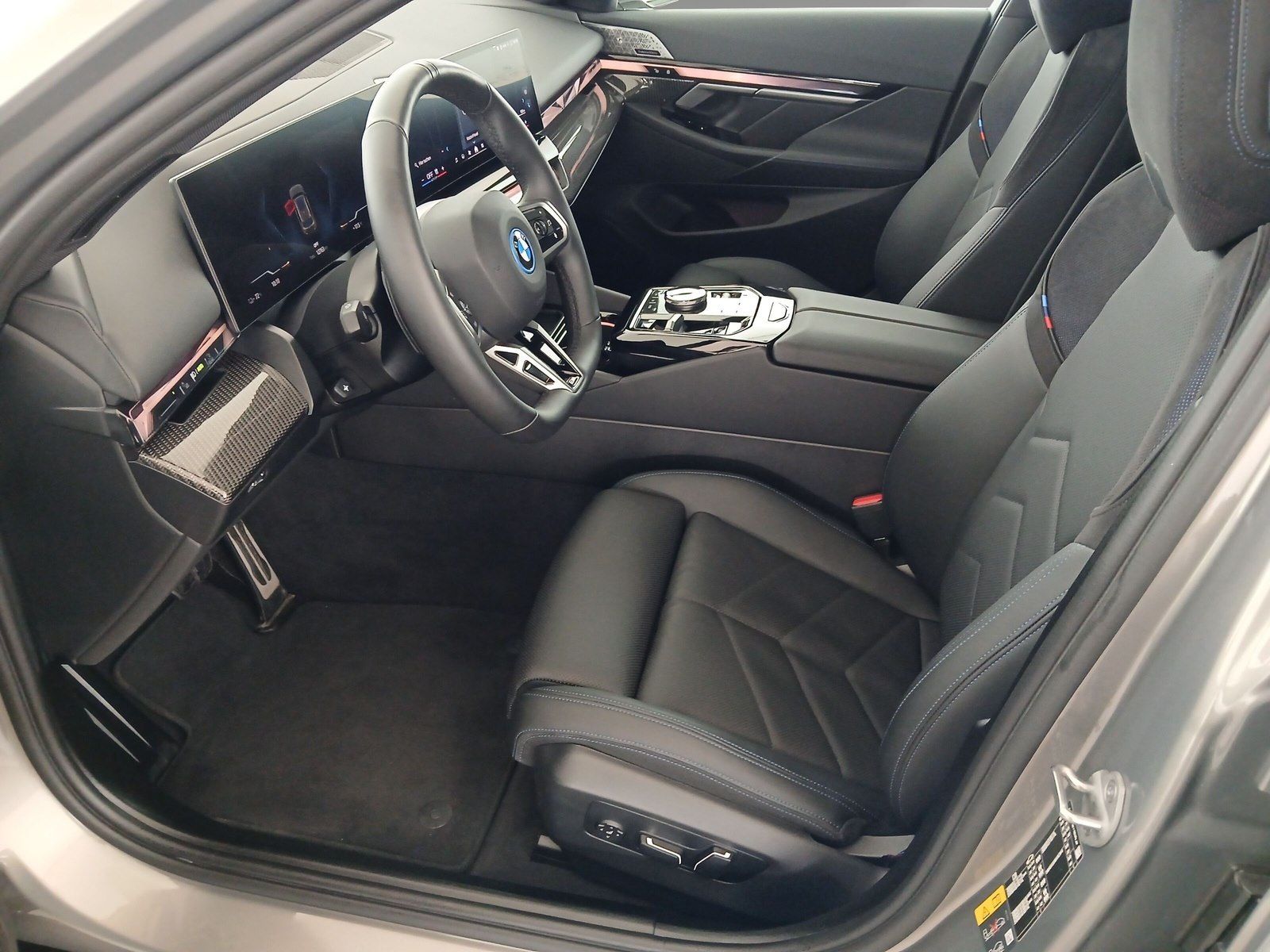 BMW i5 eDrive40 Tour MSportPro LiCoPr Autobahnassist foto 8