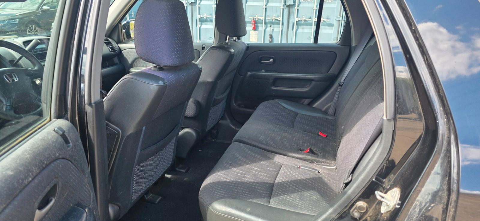 Honda CR-V 2004 — photo 12