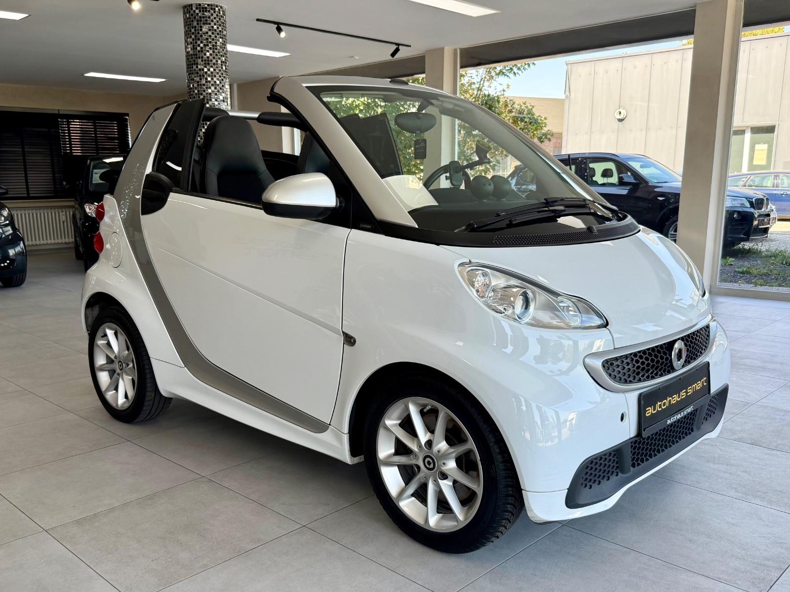 Smart ForTwo Cabrio**Neuer Motor**Navi**SH*Leder**