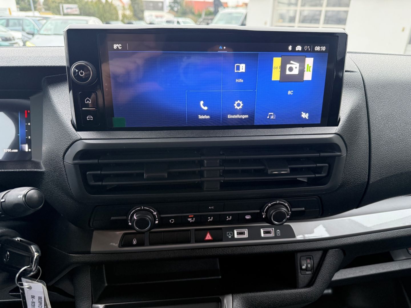 Fahrzeugabbildung Opel Vivaro L3 Doppelkabine XL D 180 Automatik