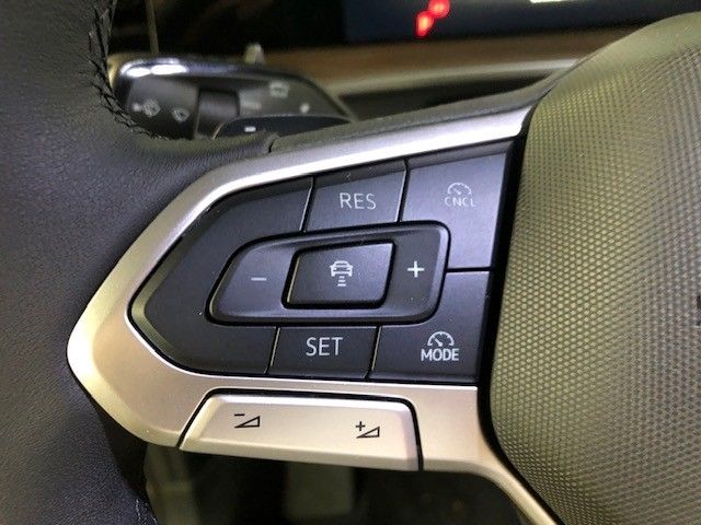 Fahrzeugabbildung Volkswagen Tayron Elegance 2.0 TDI DSG 4Motion AD AHK-klapp