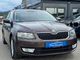 Skoda Octavia 2.0 TDI Combi Style++Finanzierung++ - Skoda Gebrauchtwagen in Gießen