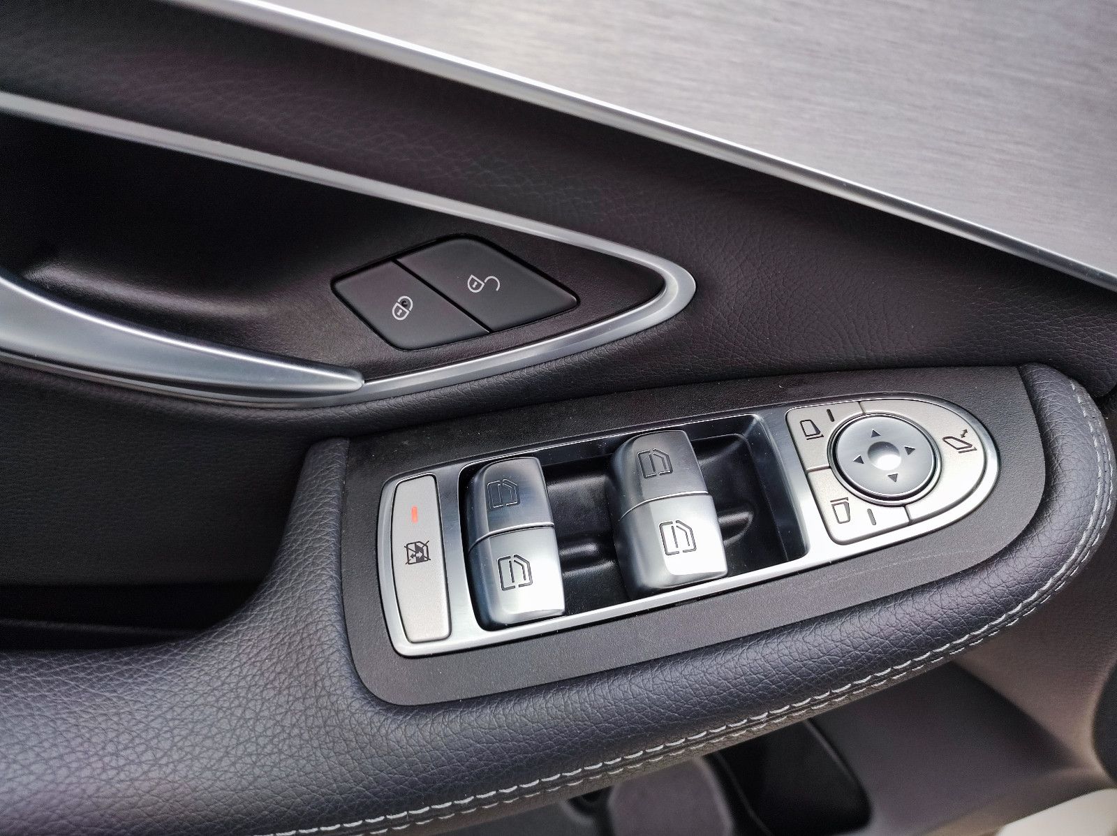 Mercedes-Benz C 220 d T Avantgarde,LED.Navi.PDC.SHZ.Totwinkel foto 17