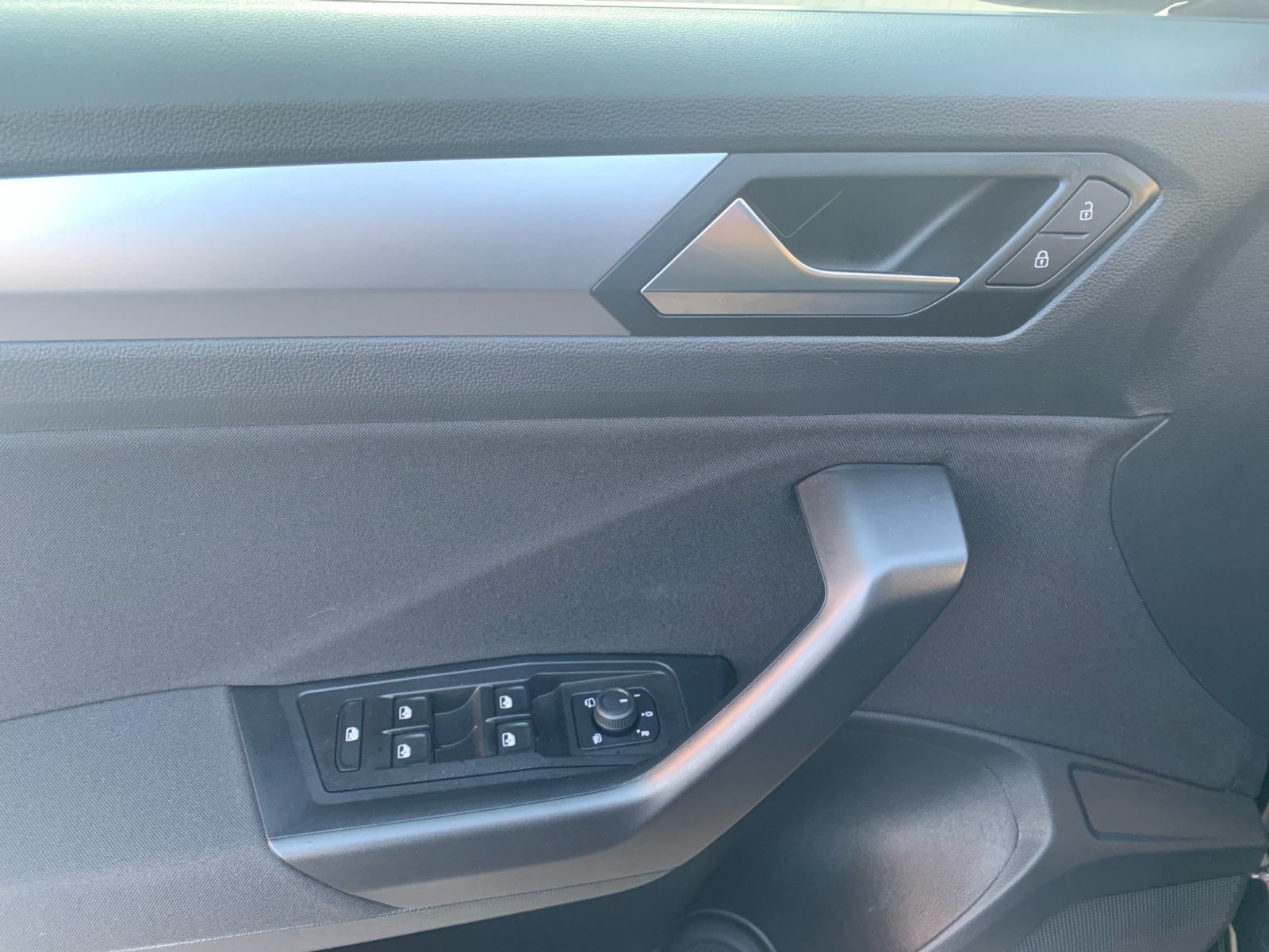 Volkswagen T-Roc - Bild 13