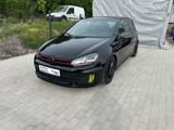 Volkswagen Golf VI GTI 2.0 Navi/Klima/BULLX Auspuff - Volkswagen Golf: Schwarz, GTI