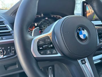 BMW X3 xDrive30d M Sportpaket Gestiksteuerung DAB