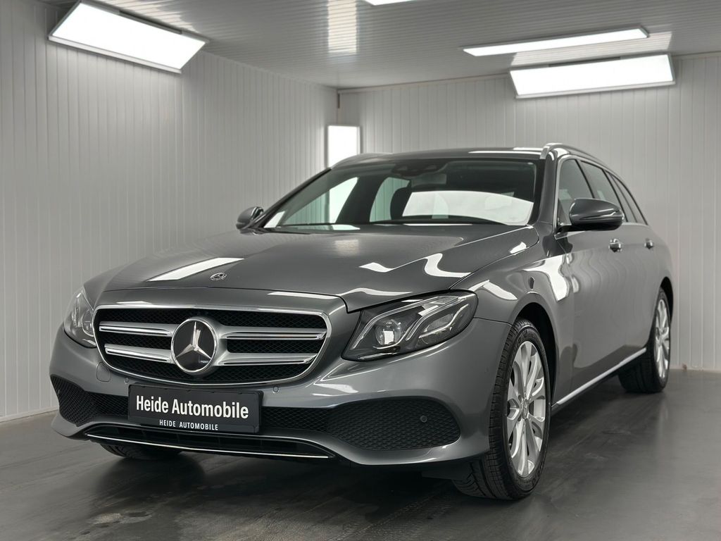 Image of Mercedes-Benz E 250