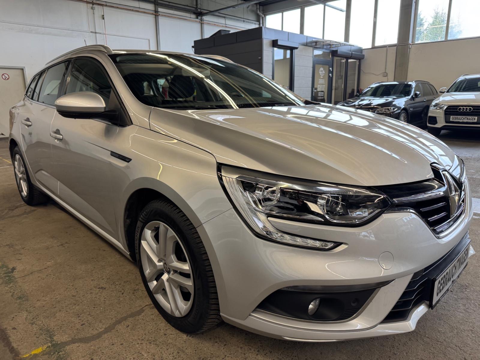 Renault Megane IV Grandtour Business-Automatik-1 Hand