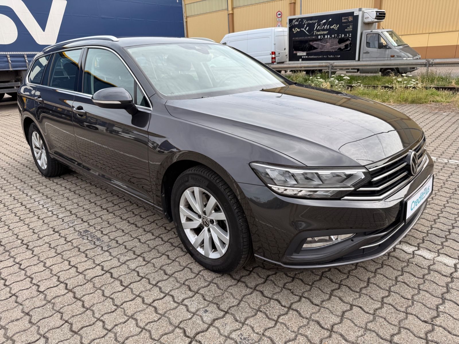 Volkswagen Passat Variant 2.0 TDI EVO Business DSG7/LED/NAV