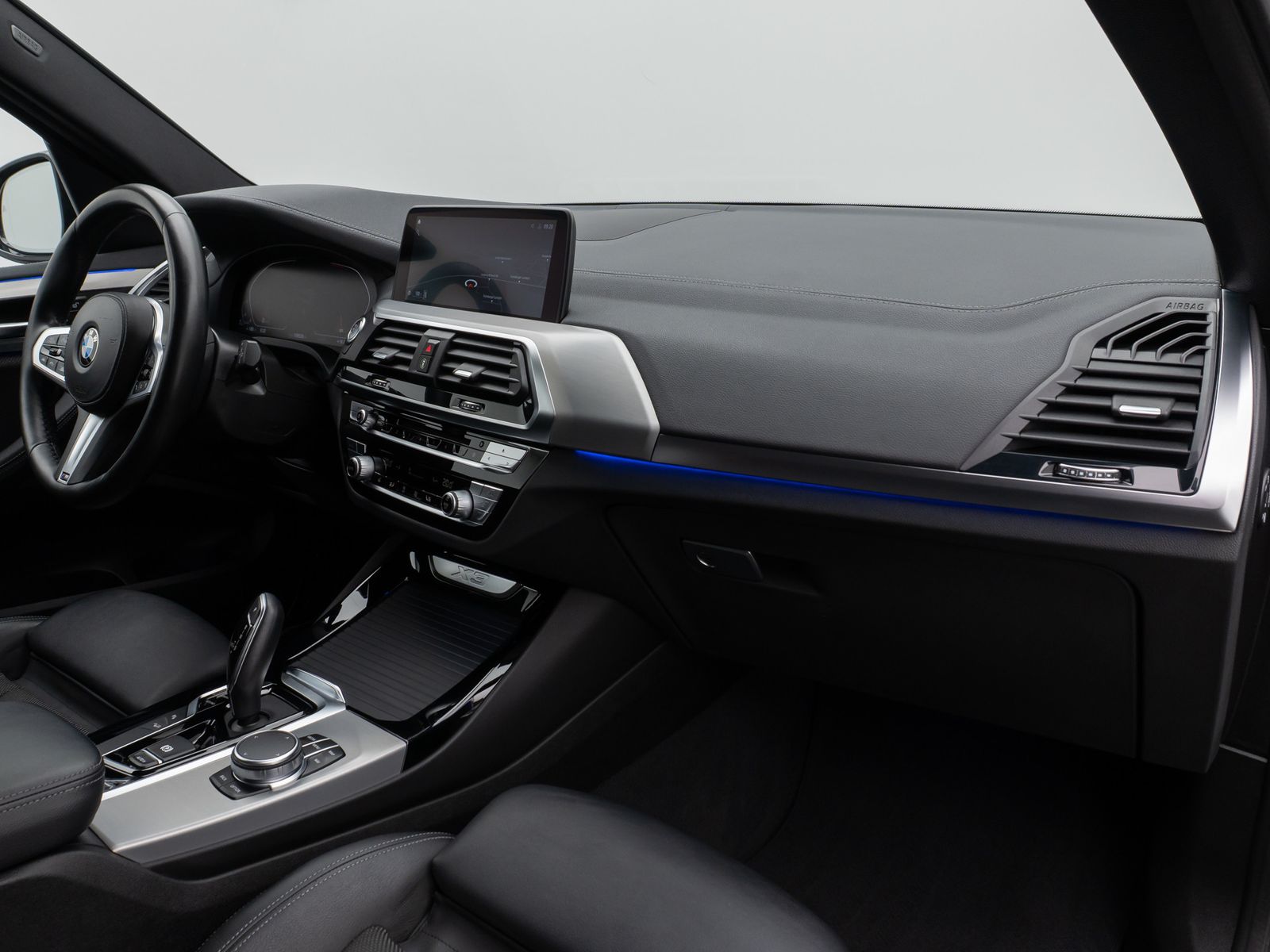 Fahrzeugabbildung BMW X3 xD20d xLine HUD ACC PDC Komfort Alarm Sport