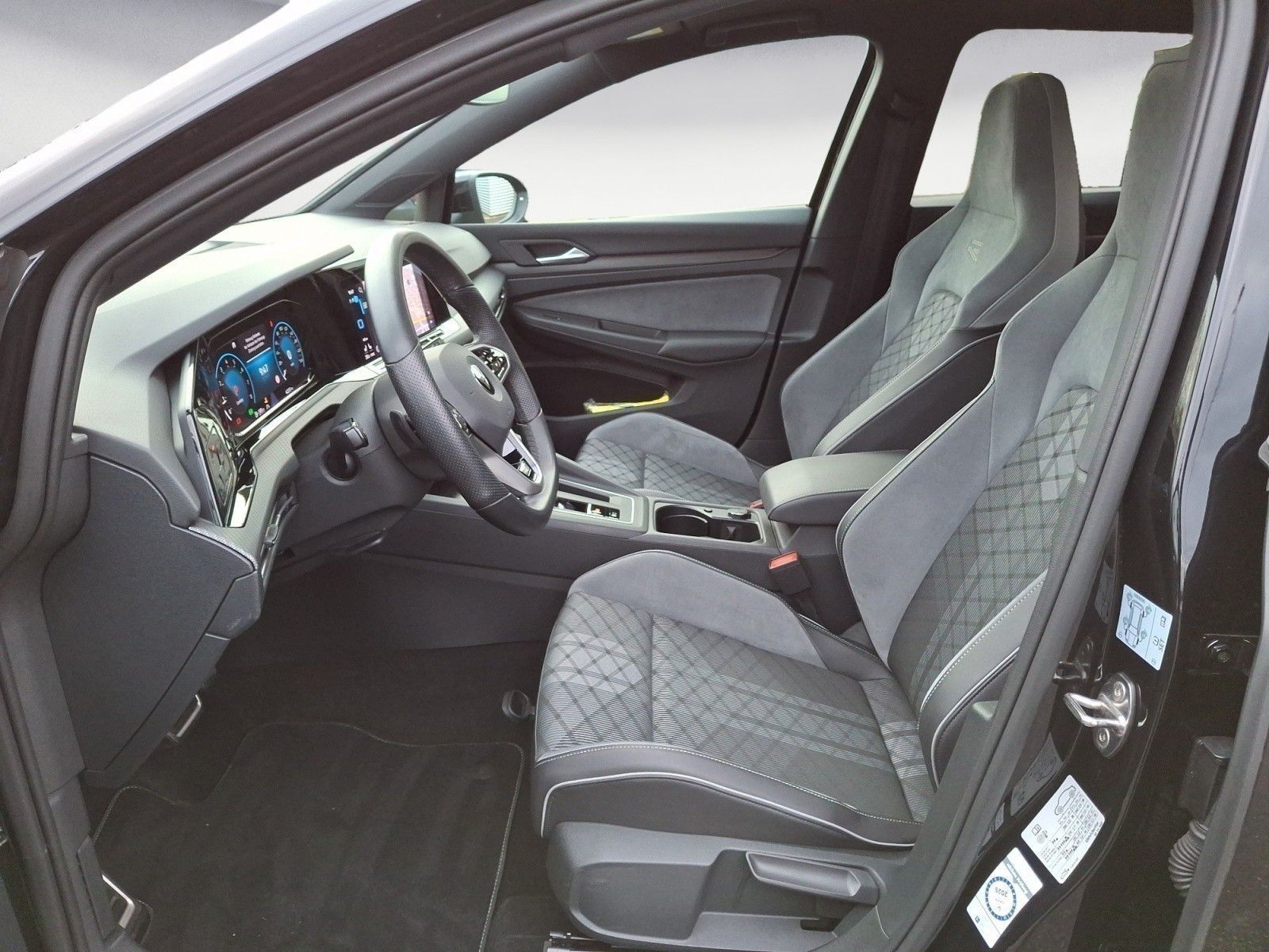 Volkswagen Golf - Bild 8