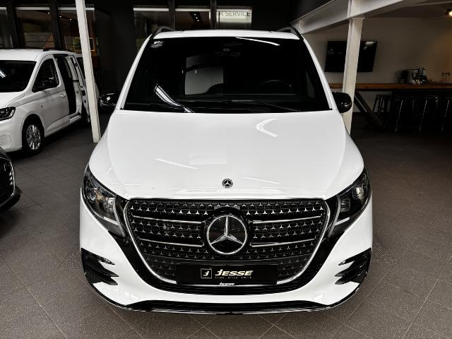 Mercedes-Benz V 220