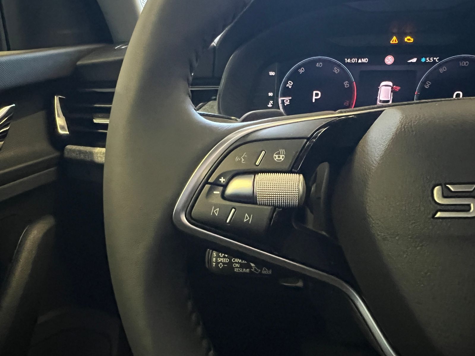 Fahrzeugabbildung SKODA Kamiq Tour 1.0 TSI DSG *AHK, Matrix-LED, Kamera*