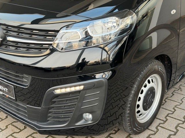 Fahrzeugabbildung Opel Vivaro Kombi 145PS 8-Sitzer/Kamera/Navi!