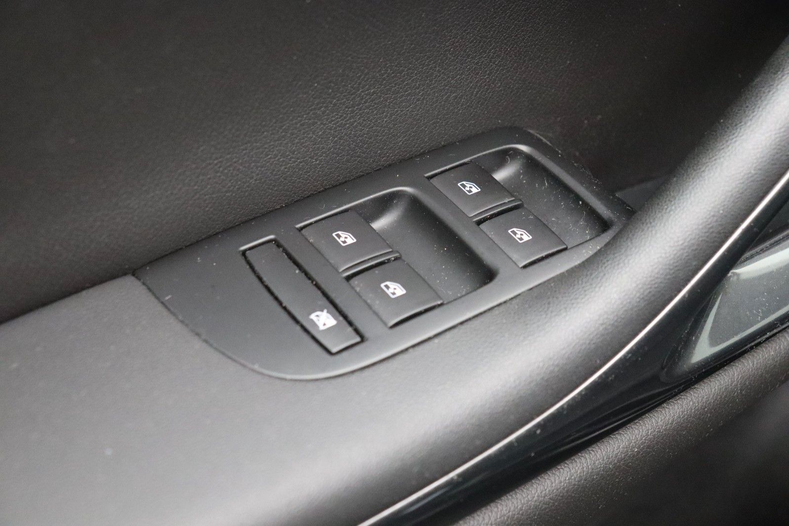 Fahrzeugabbildung Opel Zafira C 2.0 Innovation Start/Stop